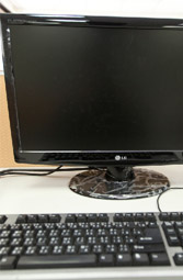 ���׬~���