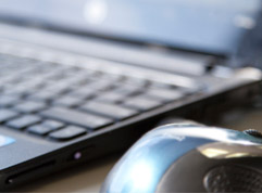 ���׷L�i�l